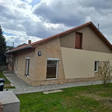 Sb Sport Apartman Salgotarjan Exterior photo